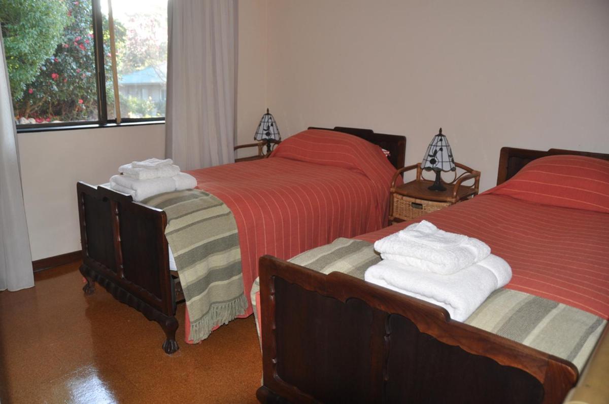 Вилла Kierie Kwaak Self Catering Стелленбос Экстерьер фото