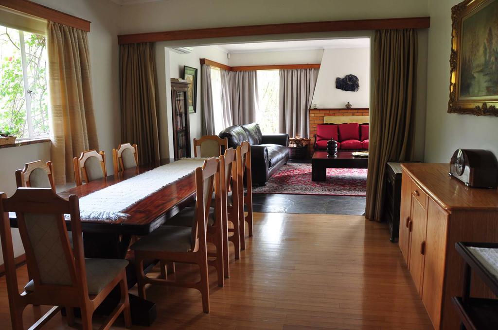 Вилла Kierie Kwaak Self Catering Стелленбос Экстерьер фото